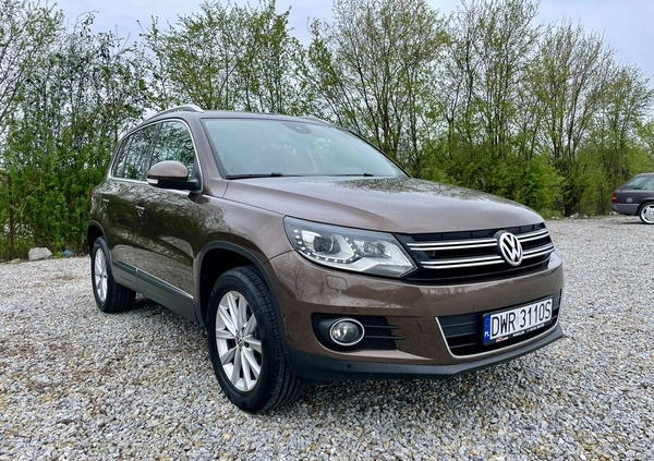 Volkswagen Tiguan cena 54900 przebieg: 153000, rok produkcji 2011 z Warka małe 379